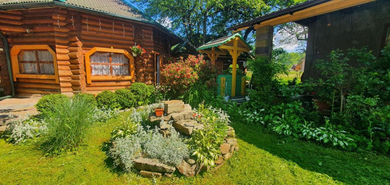 Прутець Villa Mykulytjyn Exteriör bild